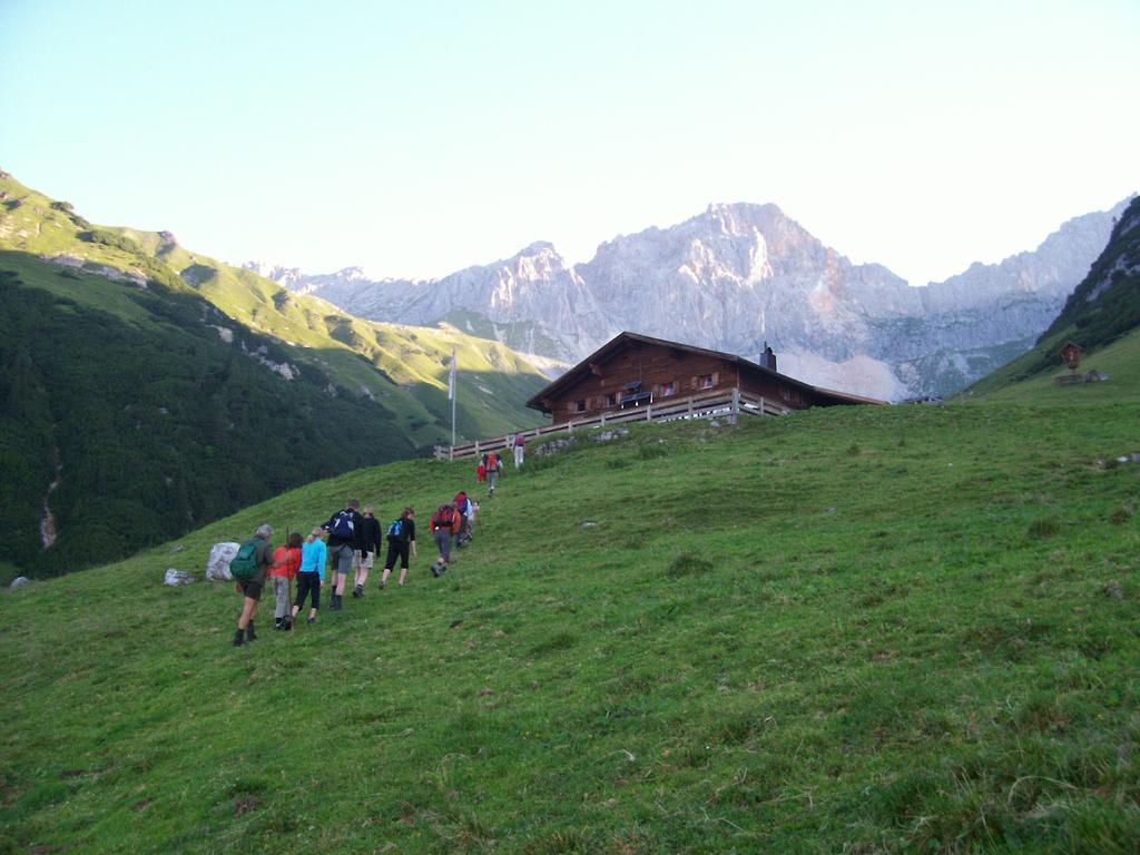 Ferienhaus Kirchplatzl Leutasch Exterior foto